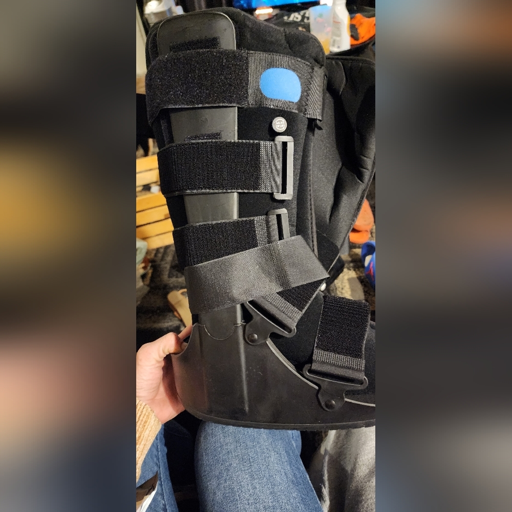 Walking boot
